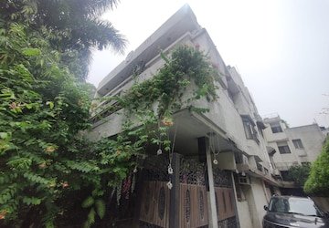 6+ BHK House for Sale in New Friends Colony, Delhi
