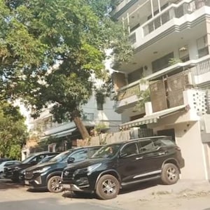 6+ BHK House for Sale in Greater Kailash I, Delhi