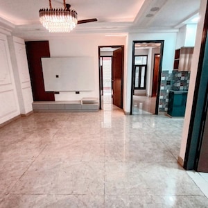 4 BHK Flat for Sale in Mahavir Enclave 1, Delhi